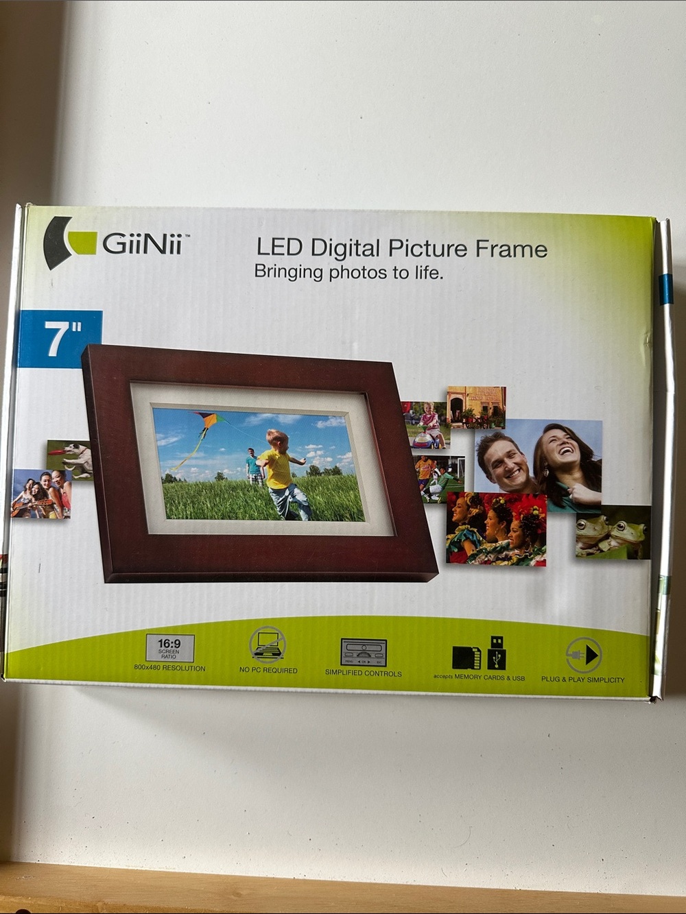 7" LED Digital Picture Frame - Brown